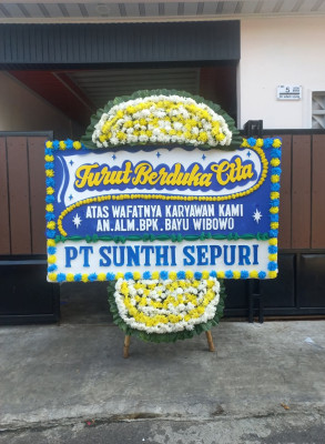 Papan Bunga Duka di Mentebah