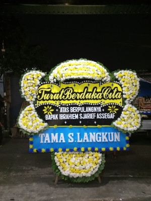 Papan Bunga Duka di Mentebah